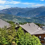 Sagittaire 202, Sur La Place Du Village A Daire Anzère