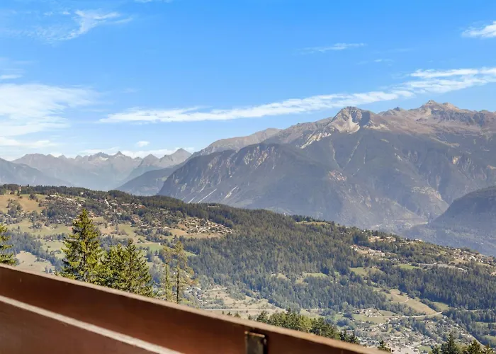 Sagittaire 202, Sur La Place Du Village A