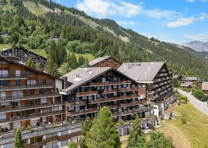 Sagittaire 202, Sur La Place Du Village A * Anzère