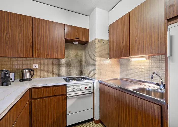 Sagittaire 202, Sur La Place Du Village A Appartement Anzère
