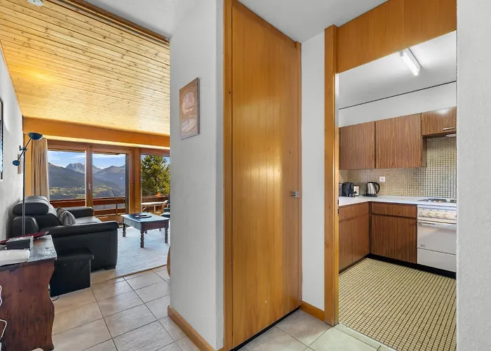 Appartement Sagittaire 202, Sur La Place Du Village A